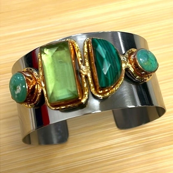 Handmade Silver Tone Adjustable Wide Cuff Bracelet Green Gemstone Embellished - Picture 4 of 16